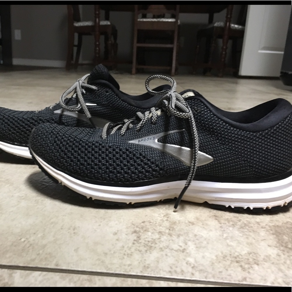 Brooks Revel 2 running shoes